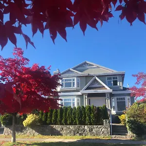 7 Bedrooms In The Heart Of , Vancouver Canada